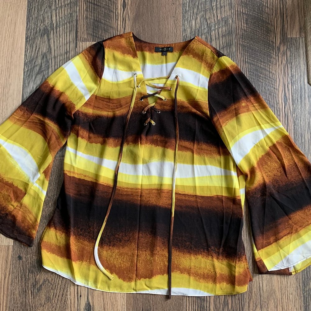 Timeline Women's size XL Yellow-White-Brown Front Lace Pullover Blouse